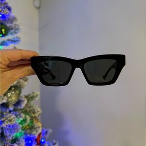 Gucci Women's Black Square Sunglasses